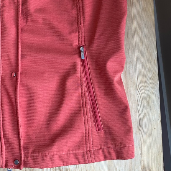 Ariat Softshell Vest - Picture 6 of 10